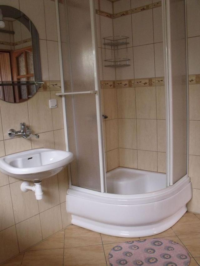 Gorolik U Kwietniow-Centrum Bukowiny- Mozliwosc Wyzywienia Буковина Татранська Екстер'єр фото